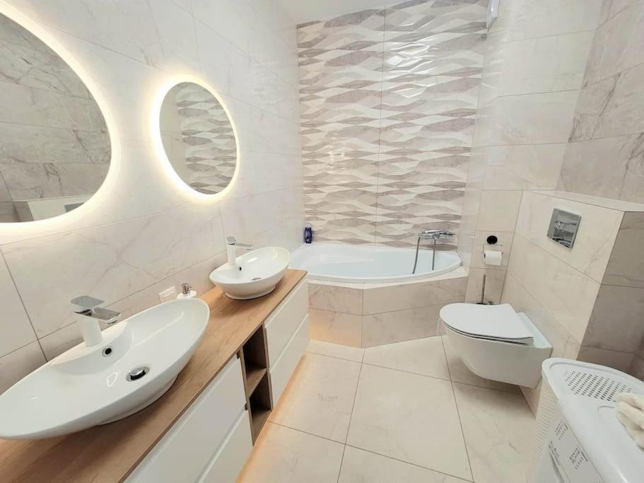 Apartment Sophie 3 Rooms, 2 Bathrooms, 8 Persons Cracovia Exterior foto