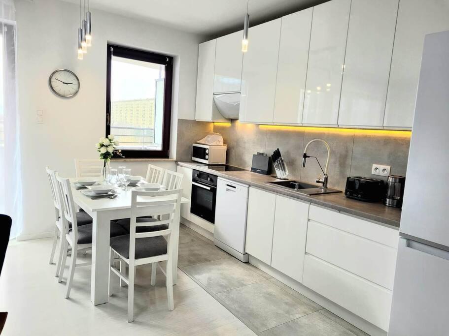 Apartment Sophie 3 Rooms, 2 Bathrooms, 8 Persons Cracovia Exterior foto