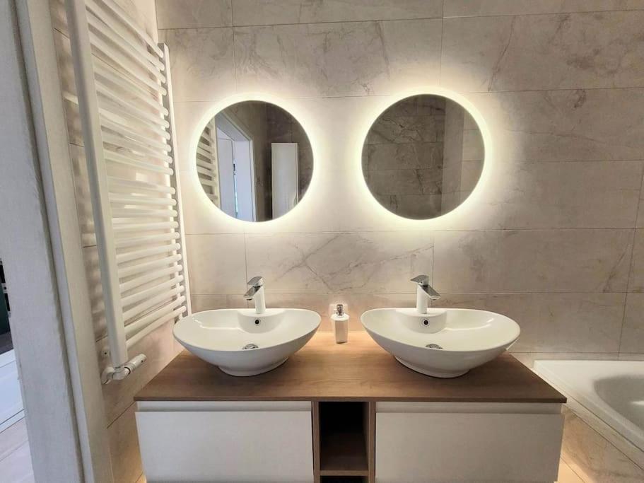 Apartment Sophie 3 Rooms, 2 Bathrooms, 8 Persons Cracovia Exterior foto