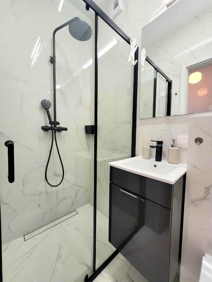 Apartment Sophie 3 Rooms, 2 Bathrooms, 8 Persons Cracovia Exterior foto